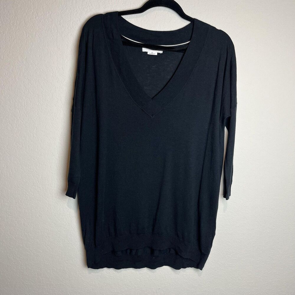 Charli Sweater Womens Size 1 Black V Neck Tunic Lightweight Knit‎ Long Sleeve